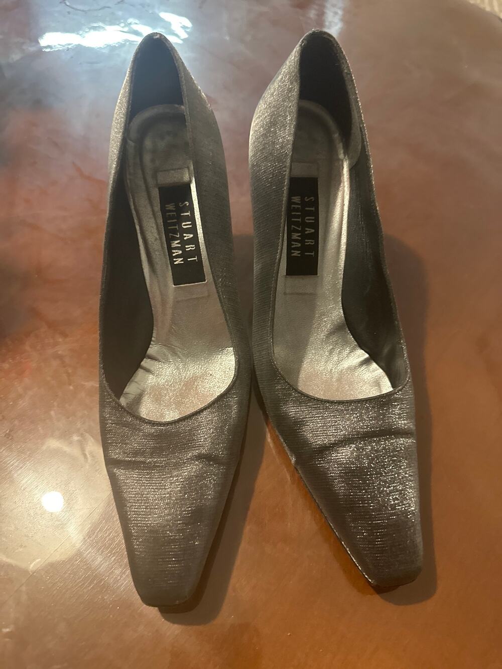 Stuart Weitzman Silver Metallic Pointed Toe Pumps Heels Sz 8 AA
